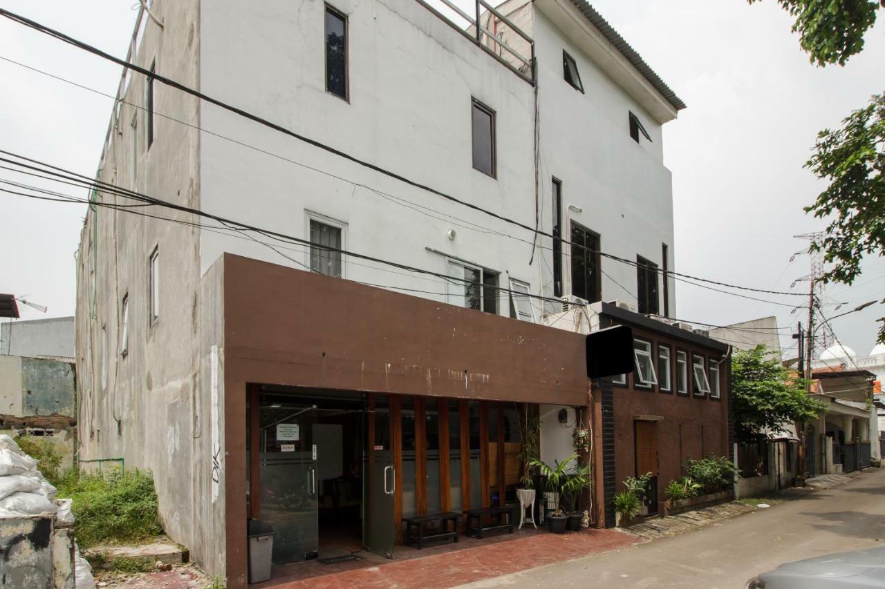 Reddoorz Syariah At Taman Bendungan Asahan Jakarta Eksteriør billede